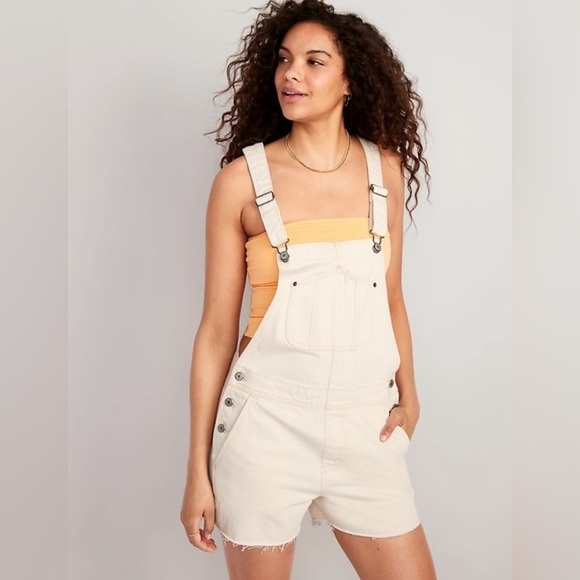 NWT! Ecru Slouchy Straight Cut-Off Jean
Shortalls -- 3.5-inch inseam - Size 4X💛 - Picture 1 of 9